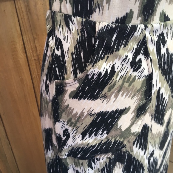 Living Doll Los Angeles Abstract Maxi Skirt EUC - Picture 5 of 8
